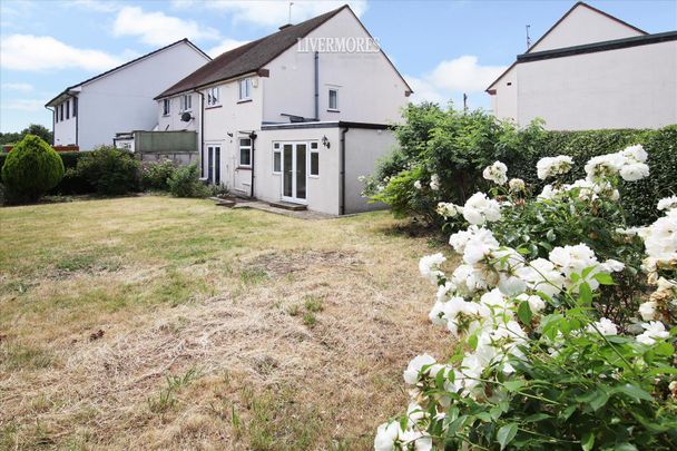 3 bedroom Semi-Detached House to let - Photo 1