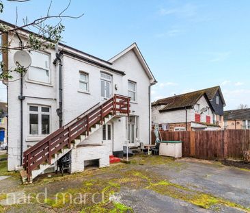 8 Thornhill Road - Photo 1