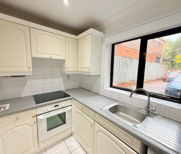 1 bedroom flat to rent - Photo 3