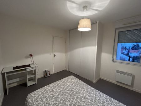 Location Appartement 2 pièces 50m² BELLERIVE SUR ALLIER 03700 - Photo 4