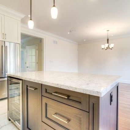 For Lease - 33 Cloverhill Road, Toronto, Ontario - Photo 1