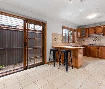 53 Alfred Street, Port Melbourne VIC 3207 - House For Rent | Domain - Photo 3