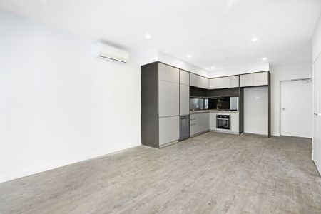 209/8 Aviators Way, Penrith - Photo 2