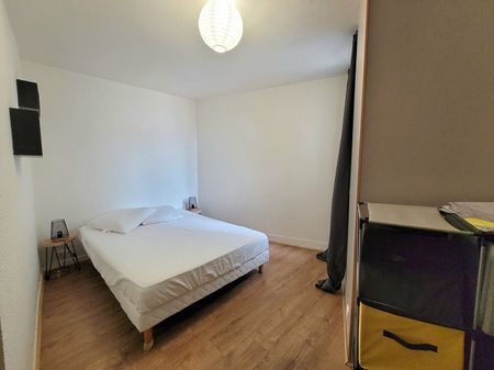 LOCATION MEUBLEE - PAU CENTRE - T2 de 46 m² - Photo 5