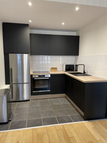 Location Appartement 2 pièces 46m² LYON 1er - Photo 5