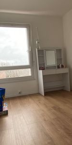 Location Appartement 4 pièces 67m² DOUAI 59500 - Photo 3