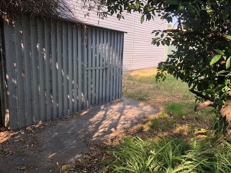 525 Macauley Street, Albury NSW 2640 - House For Rent | Domain - Photo 5