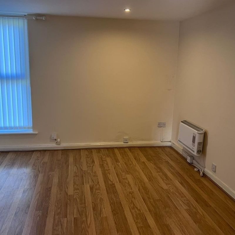 Grassendale Court - Photo 1