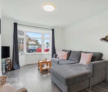 3 bed house to rent in Moncktons Avenue, Maidstone, ME14 - Photo 3