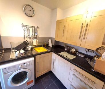 2 bedroom terraced house to rent - Photo 6