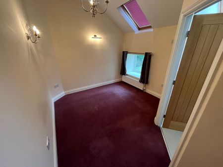 3 bedroom detached house to rent - Photo 2
