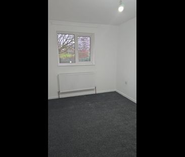 2 Bed Semi-Detached House, Thomas Close, NG3 - Photo 6