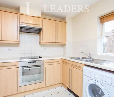 2 bedroom apartment to rent Victoria Place, North Road, Woking, GU21 - Photo 5