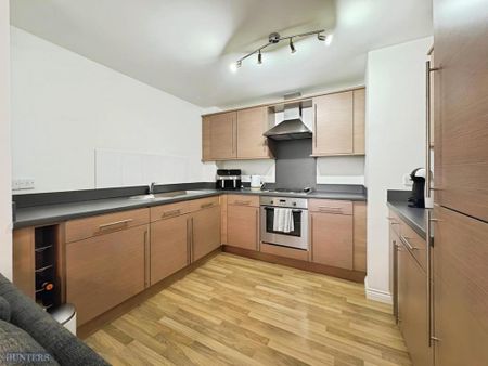 2 bedroom apartment to rent - Photo 4