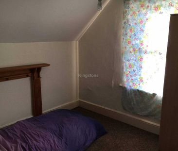 6 bedroom terraced house to rent - Photo 4