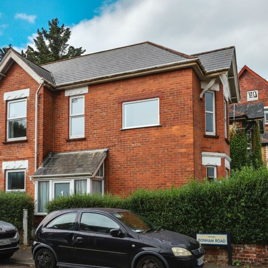 6 DOUBLE BED Student House IN THE HEART OF WINTON - Photo 1