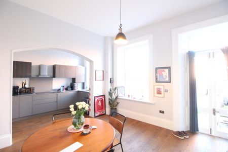 3 bedroom terraced house to rent - Photo 5