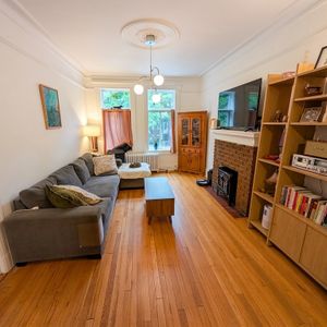 4½ For Rent — Côte-des-Neiges–Notre-Dame - Photo 2