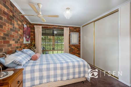 Family Home in Kangaroo Flat - Photo 2