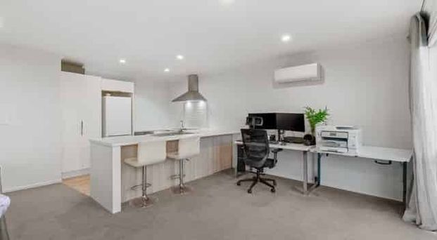 Modern & Stylish Ramarama Living - Photo 1