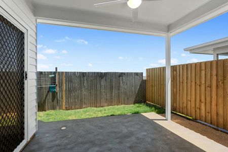 Beautiful Brand New Units Available for Rent in the Hamptons - Photo 2