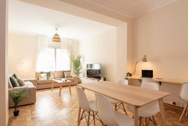 Carrer de Casanova, Barcelona, Catalonia 08011 - Foto 1