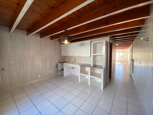 Location Appartement 3 pièces 100m² - Photo 1