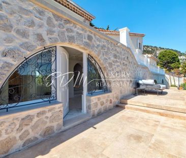 une villa de Villa fraîchement rénovée située dans la superbe ville... - Photo 5