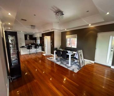 Stylish Family Living in a Prime East Victoria Park Location - 62C ... - Photo 4