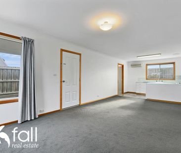 Very Neat & Tidy Home - Photo 2