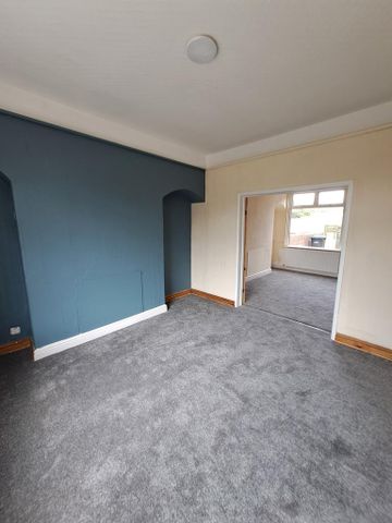 3 bedroom terraced house to rent - Photo 4