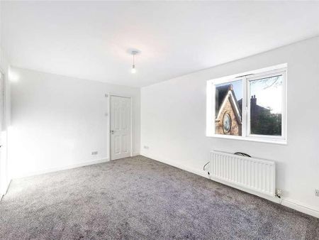 Adswood Road, Shaw Heath, Stockport, SK3 - Photo 4