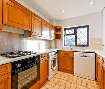 A well presented first floor apartment in a sought after close, wit... - Photo 1