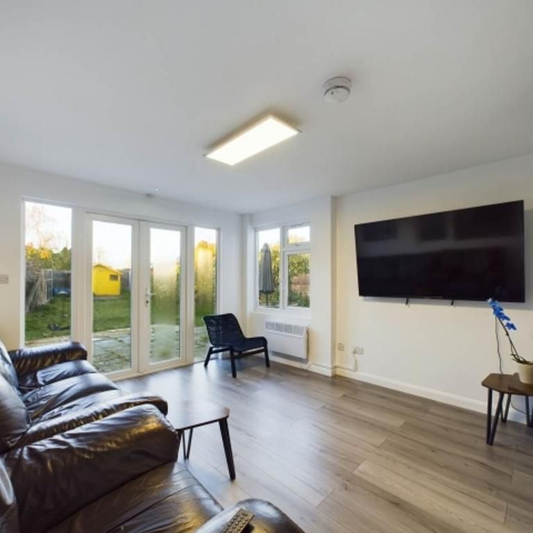 1 bedroom house of multiple occupation to rent - Photo 1