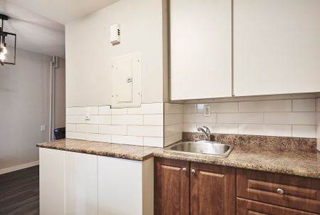 For Lease - 24 St Francis Street Unit# 1, West Centre Town, Ontario - Photo 5