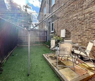 Chedworth Close, Ecton Brook, Northampton, Northamptonshire, NN3 - Photo 3
