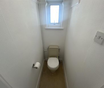 3 Bedroom House To Let - Photo 6