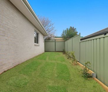 Apply Now - Century 21 &vert; the Paramount Group &ast;Granny Flat&... - Photo 2