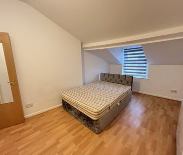1 bed flat to rent in Albert Road, Bournemouth, BH1 - Photo 1