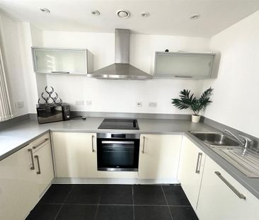 2 bedroom apartment to rent - Photo 2