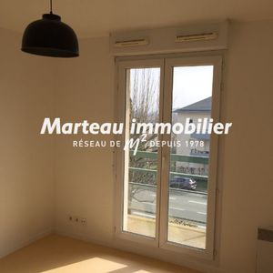 Location Appartement 1 pièce 25m² - Photo 2