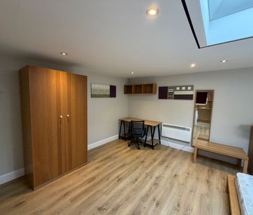 Studio Flat, Howard Road, E17 - Photo 1