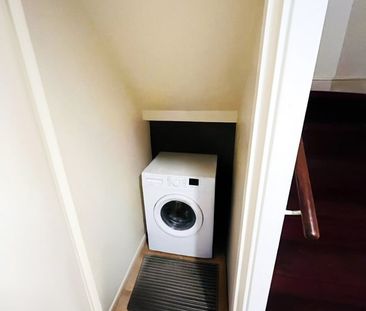 Room in a Shared Flat, Amazing Double Room In Battersea, SW8 - Photo 3