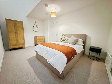 4 bedroom terraced house to rent - Photo 5