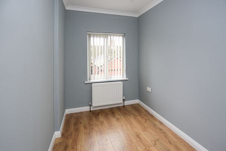 8 Ainsworth Pass, Belfast, BT13 3FQ - Photo 3