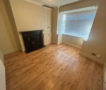 2 bedroom semi-detached house to rent - Photo 2