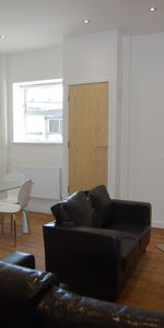 Student Properties to Let - Photo 3