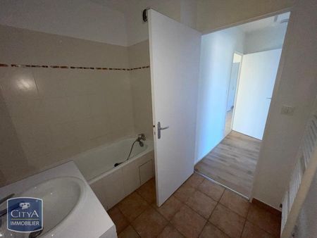 Location Appartement 3 pièces 71m² CALUIRE ET CUIRE 69300 - Photo 3