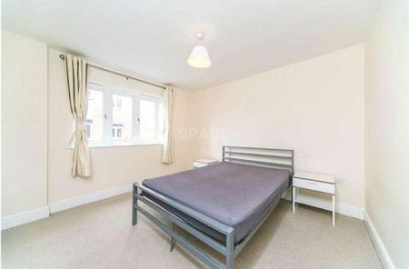 Bed Flat, Luscinia View, RG1 - Photo 4