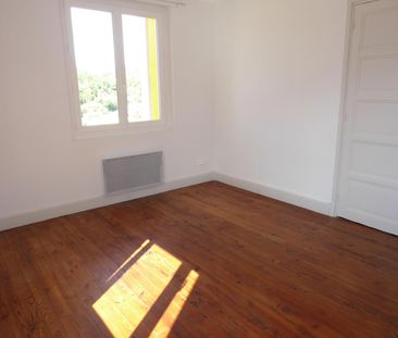Location Appartement 4 pièces 78m² VALS LES BAINS 07600 - Photo 5